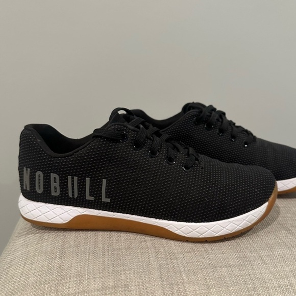 NOBULL Outwork Gym Shoes Size Men’s 9.5 / Women’s 11’s - Picture 3 of 3